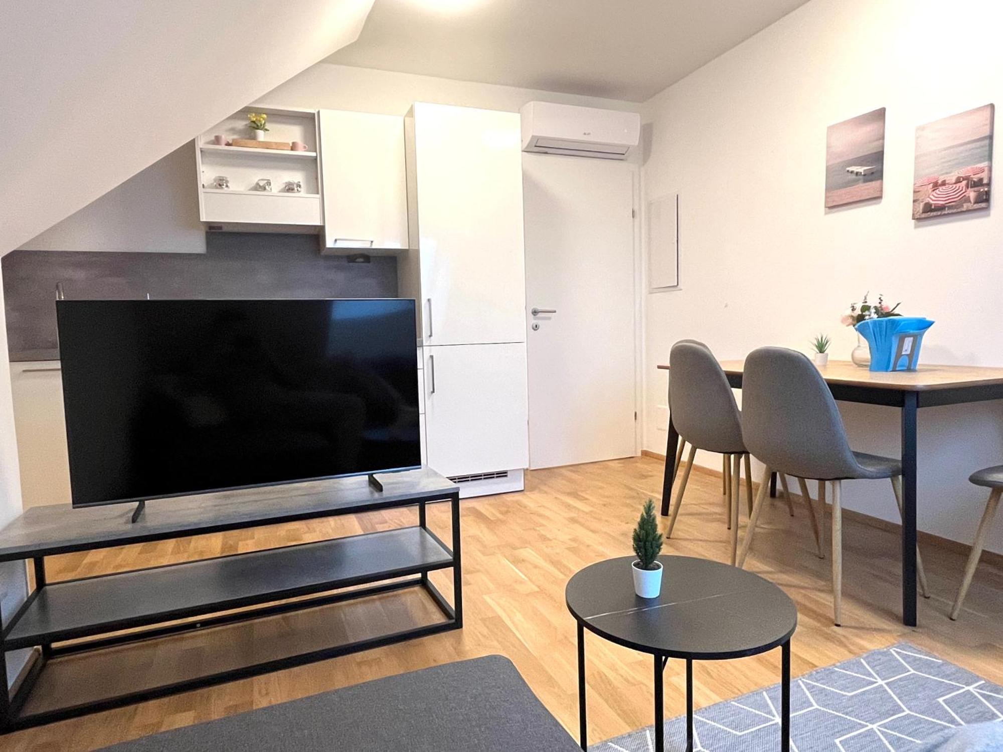 Apartment Free Parking / Brandnew With Air Condition And Balcony Wien